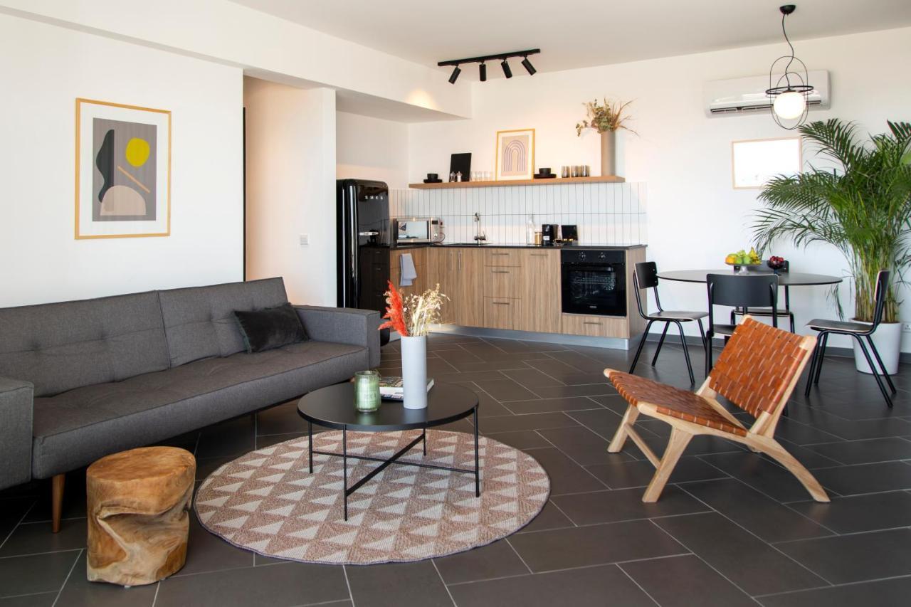 Liv Urban Suites Larnaca Exterior foto