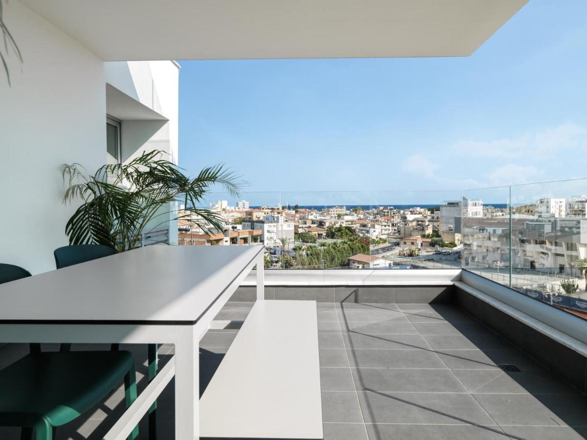 Liv Urban Suites Larnaca Exterior foto