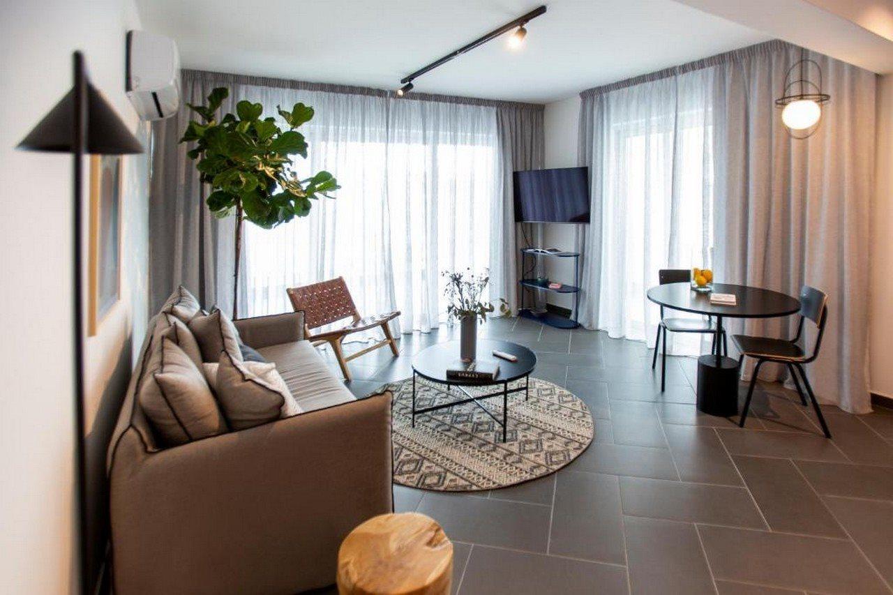 Liv Urban Suites Larnaca Exterior foto